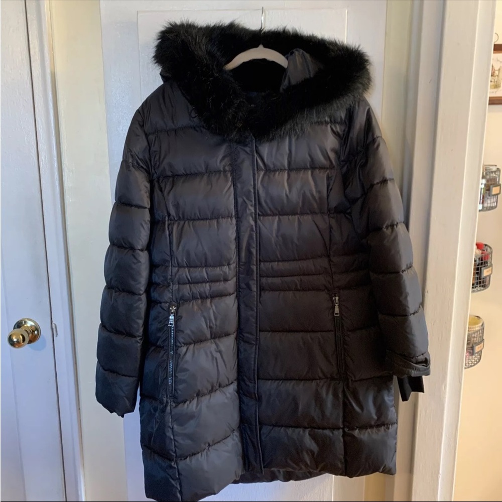 Elie Tahari Black Puffer Coat with Fur Trim - Picture 5 of 12